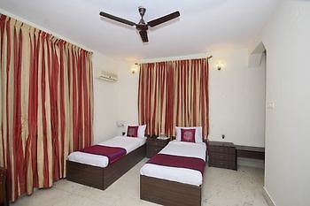 Oyo 2388 Hebbal Bangalore Exterior foto
